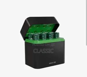 Green Lion Rechargeable 8×AAA Battery Dock USB-C