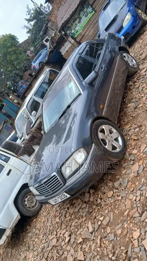 Mercedes-Benz C200 1999 Gray