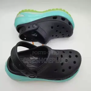 Mega Crocs