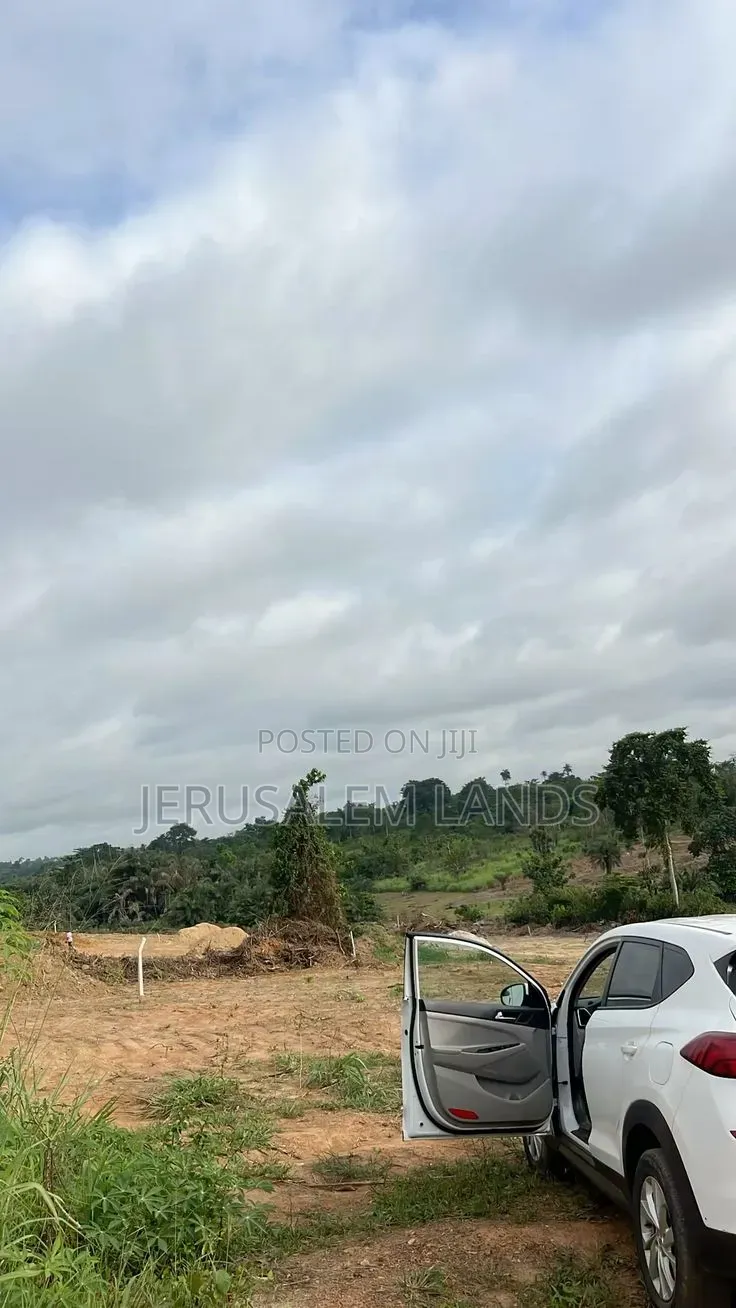Sq Mile Land on Sale and Lease Luwero Kyankwanzi Mayoga