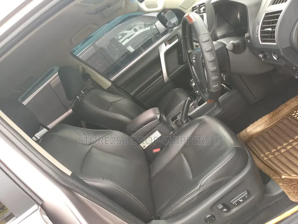 Toyota Land Cruiser Prado 2.7 2021 Silver