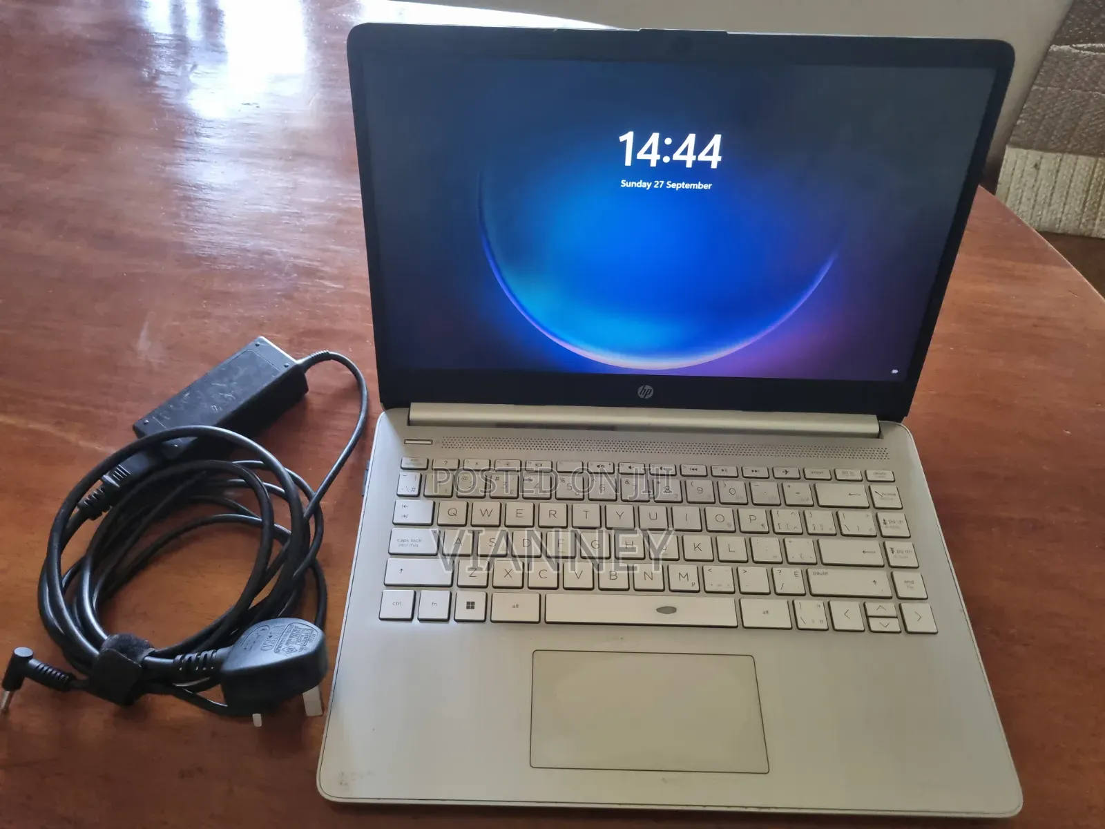 Laptop HP 14S 4GB AMD eMMC 60GB
