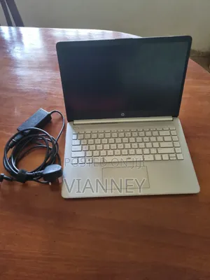 Laptop HP 14S 4GB AMD eMMC 60GB