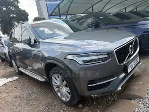 Volvo XC90 2019 Gray