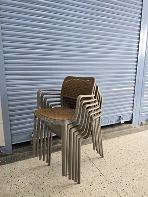 Aluxury Plastic Chairs Plastic Chairs