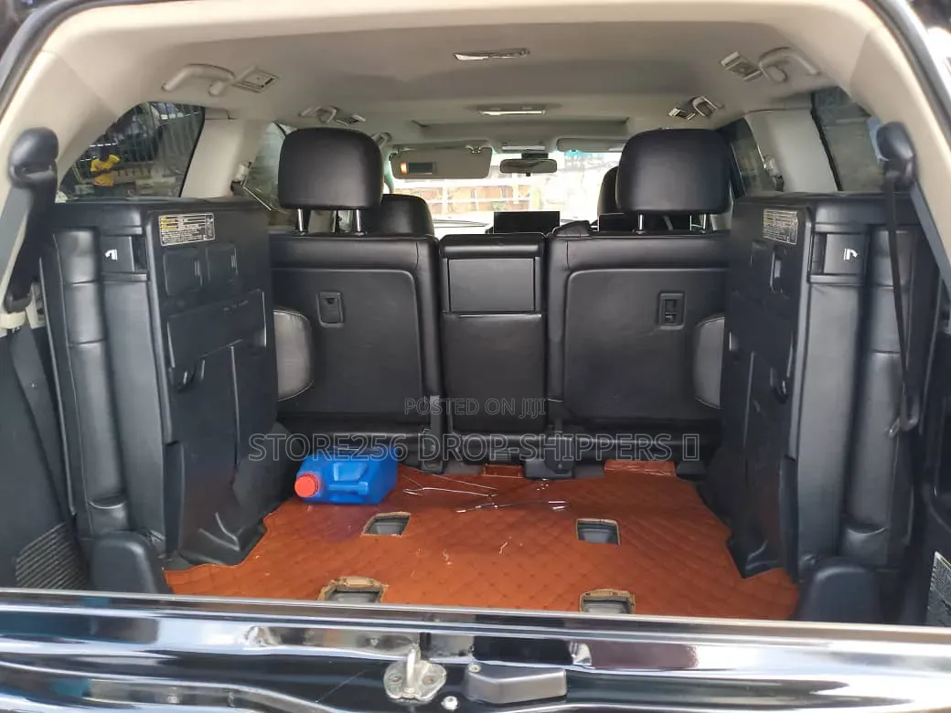 Toyota Land Cruiser 4.6 V8 VXR 2016 Black