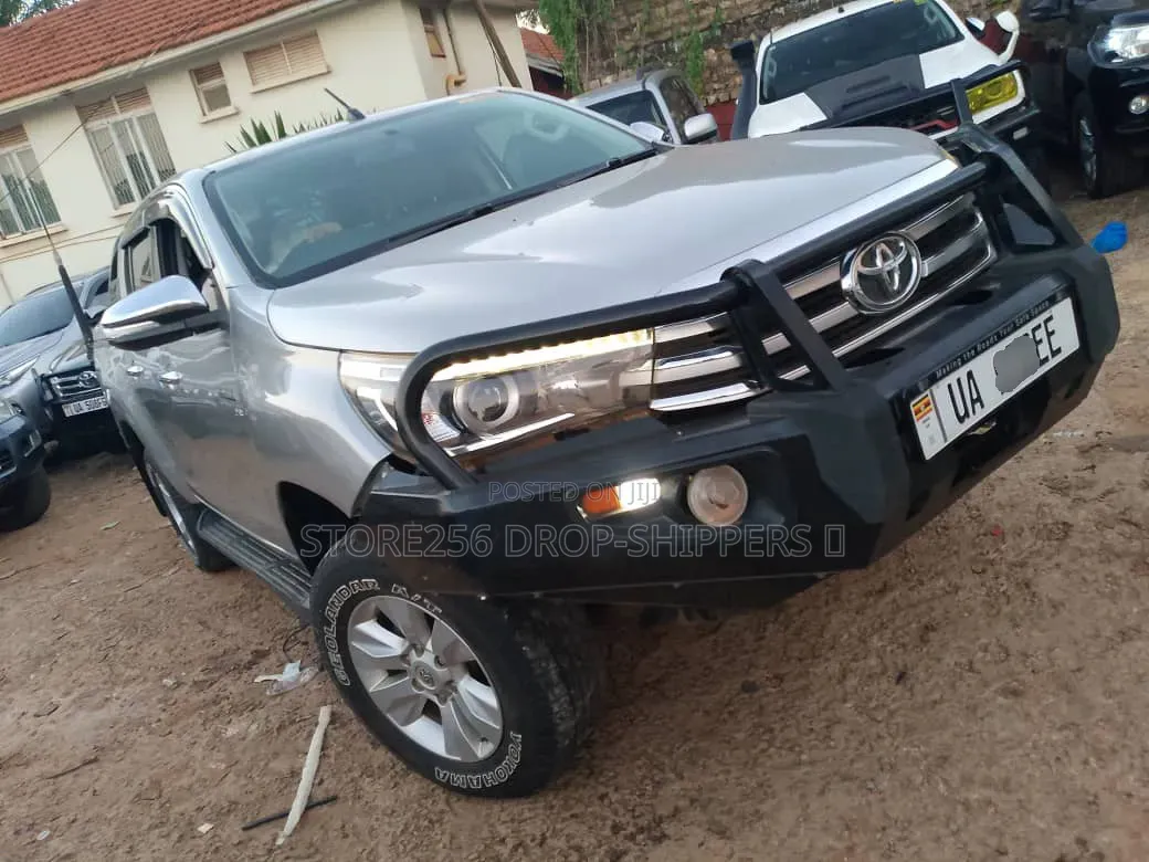 Toyota Hilux Revo Double Cab Deisel 2.8 AWD 2016 Silver