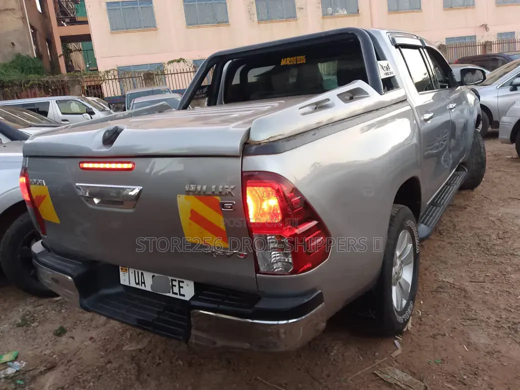 Toyota Hilux Revo Double Cab Deisel 2.8 AWD 2016 Silver