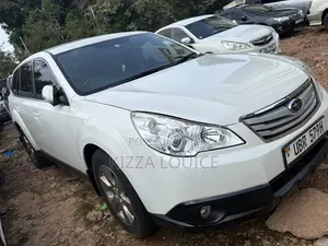 Subaru Outback 2013 White