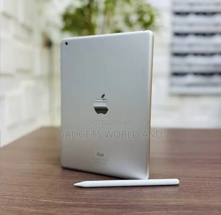 Apple iPad Air 32 GB Silver