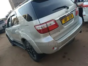 Toyota Fortuner 3.0 D AWD 2011 Silver