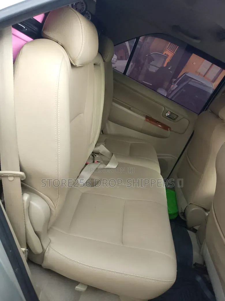 Toyota Fortuner 3.0 D AWD 2011 Silver