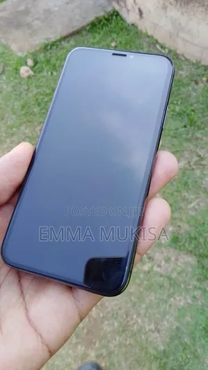 Apple iPhone X 64 GB Black
