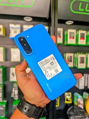 New Infinix Hot 70 256 GB Blue
