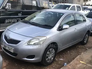 Toyota Belta 2008 Silver