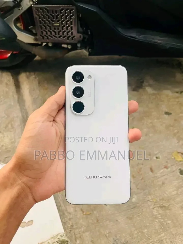 New Tecno Spark 40 Pro+ 256 GB White