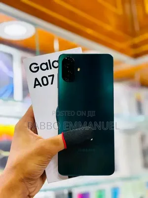 New Samsung Galaxy A07 5G 128 GB Green