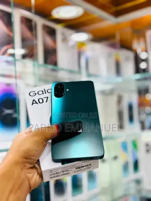 New Samsung Galaxy A07 5G 128 GB Green
