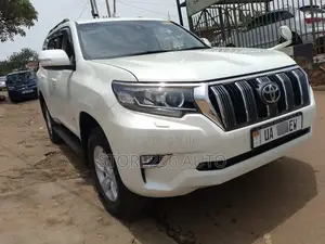 Toyota Land Cruiser Prado 2.8 2018 White