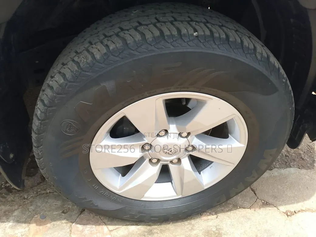 Toyota Land Cruiser Prado 2.8 2018 White