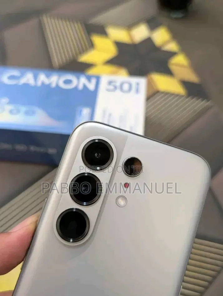 New Tecno Camon 50 Pro 256 GB Silver