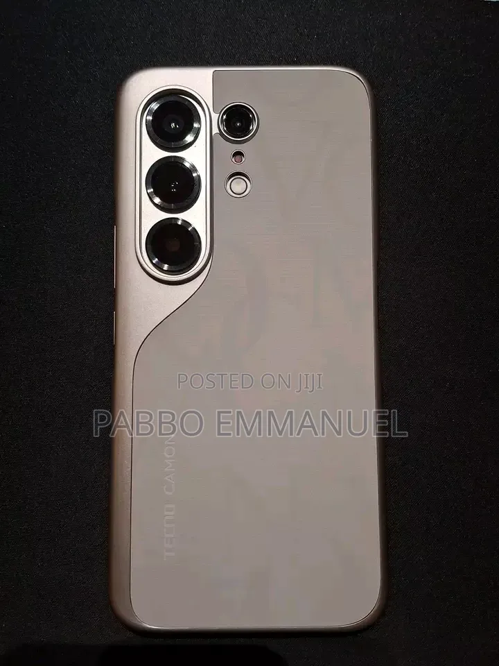 New Tecno Camon 50 Pro 256 GB Silver