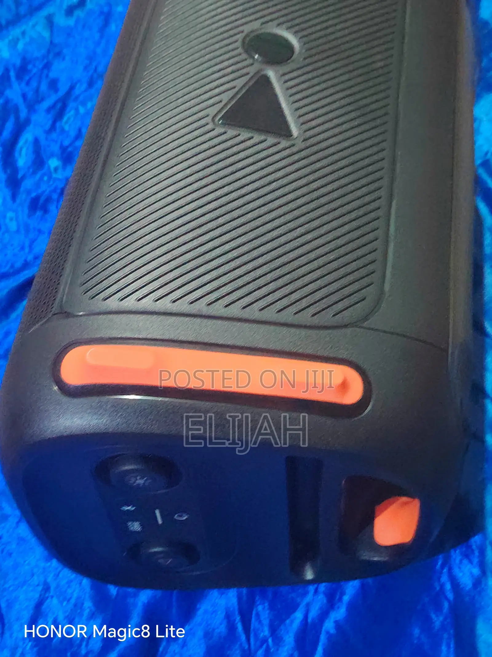 Party Box JBL 110