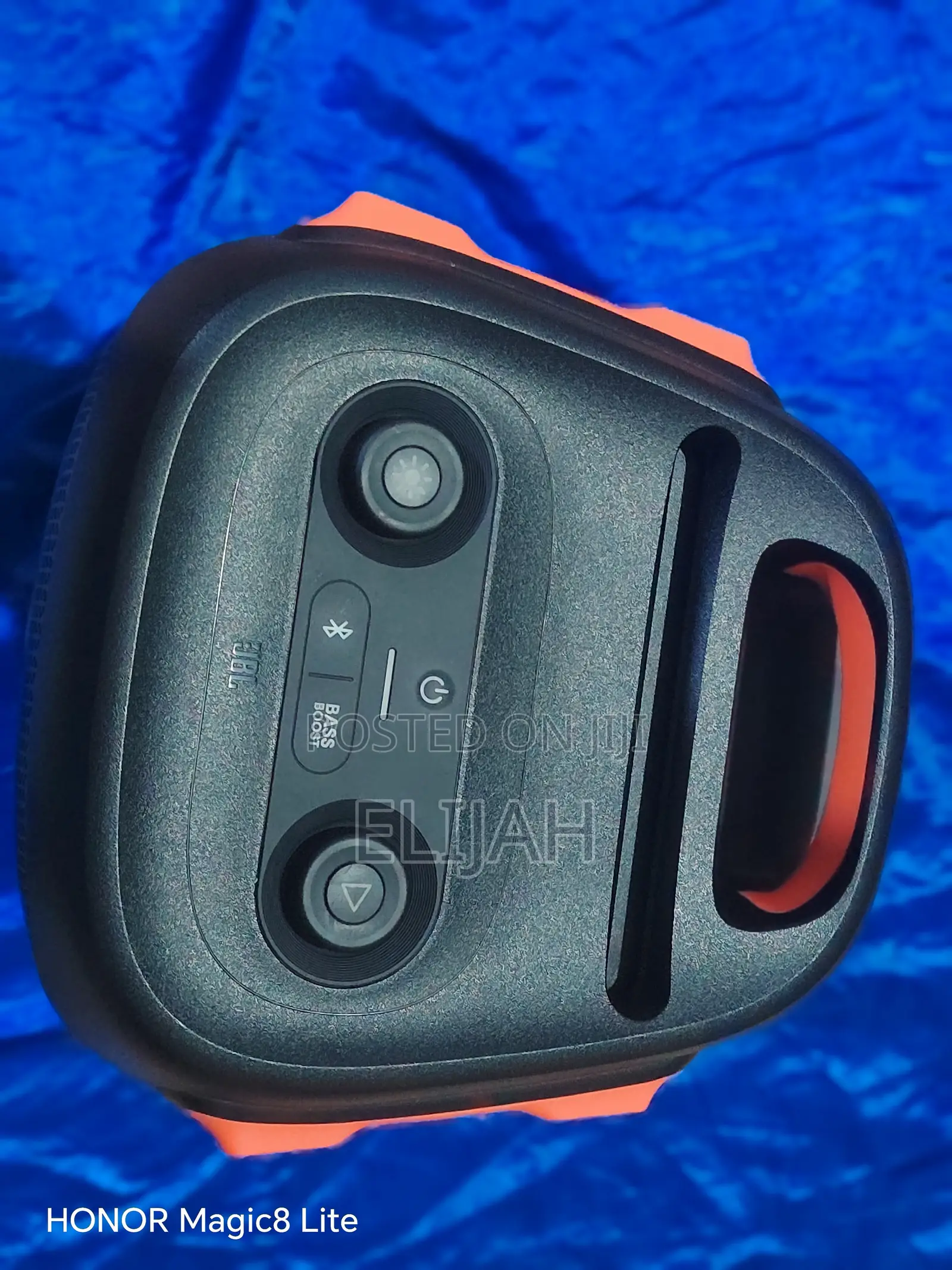 Party Box JBL 110