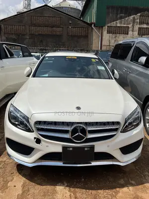 Mercedes-Benz C200 2017 White