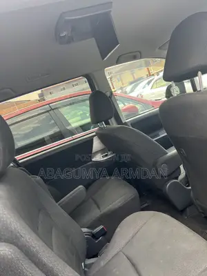 Toyota Noah 2012 Gray