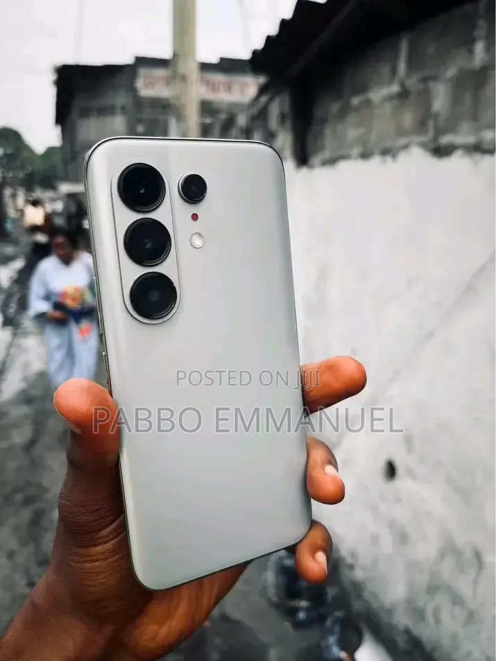 New Tecno Camon 50 Ultra 256 GB Gray