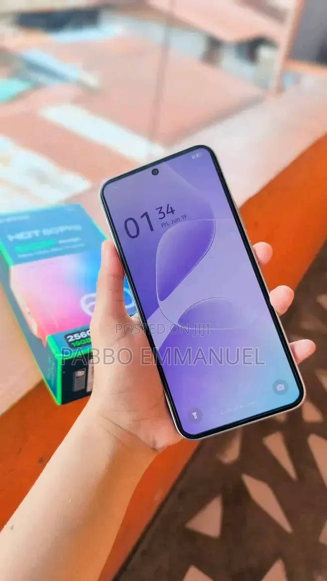 New Infinix Hot 60 Pro 256 GB Silver