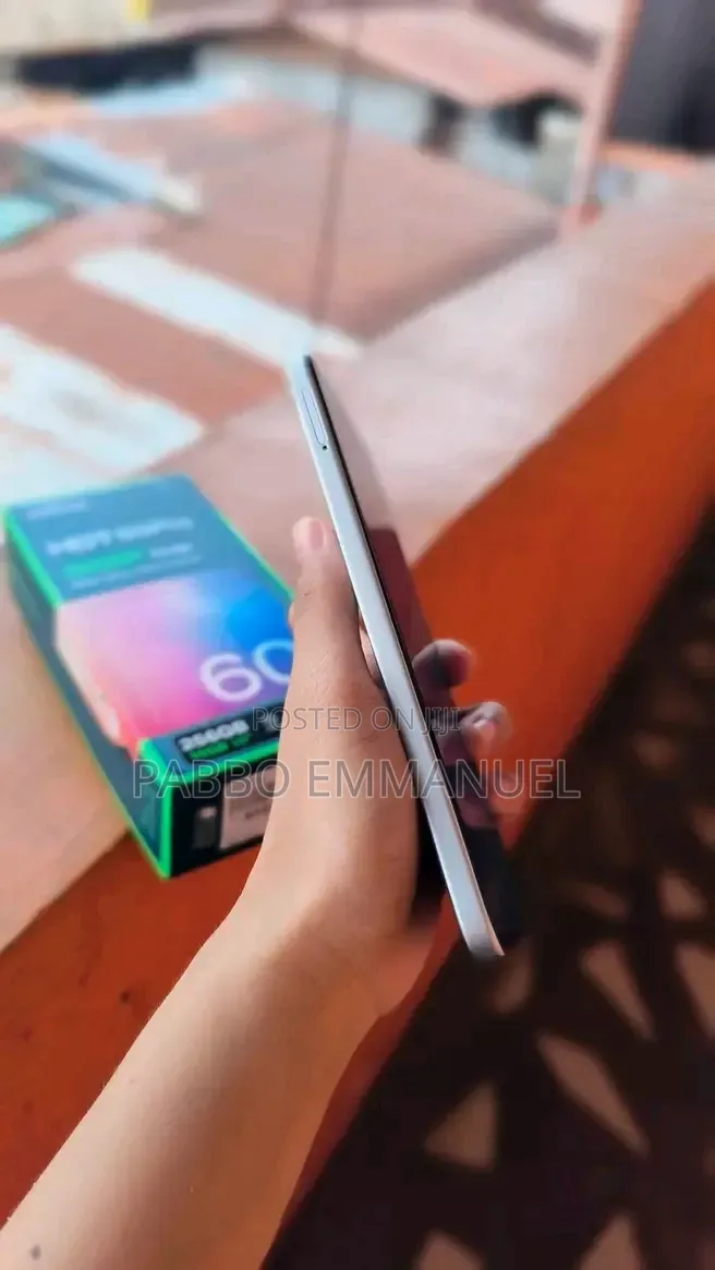 New Infinix Hot 60 Pro 256 GB Silver