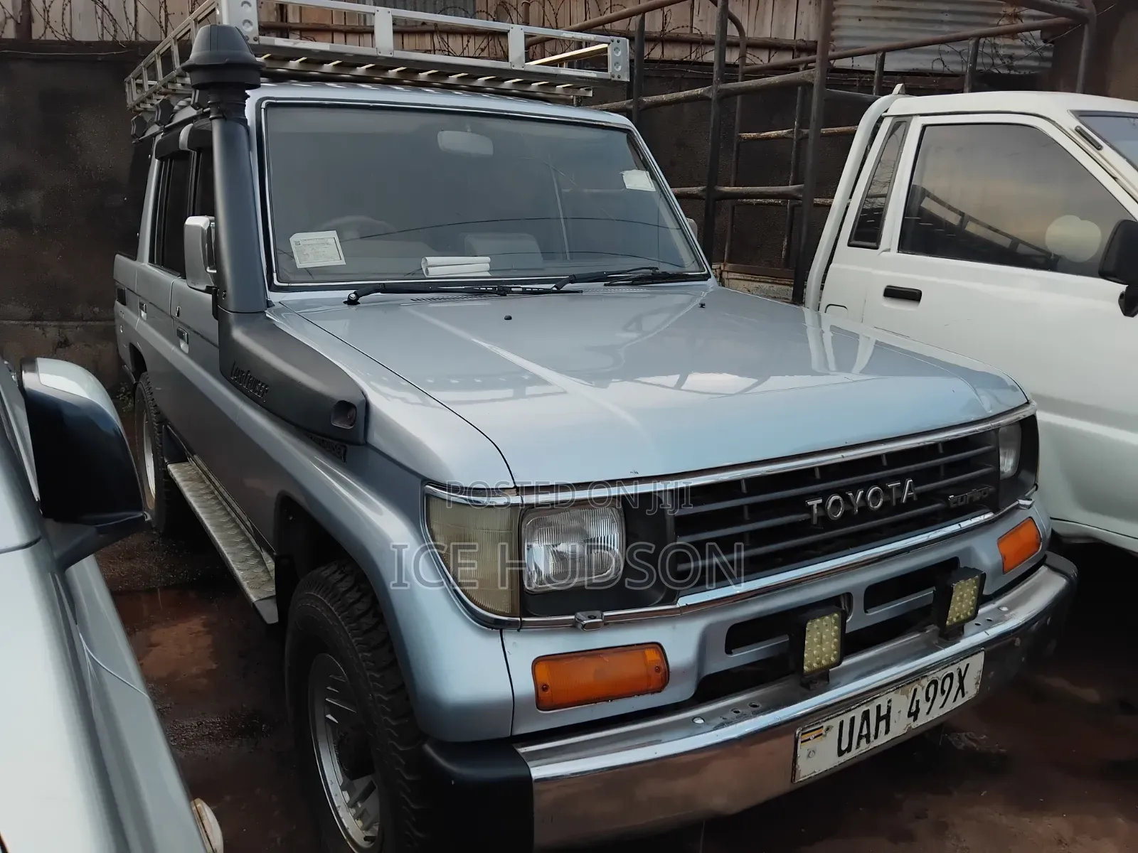 Toyota Land Cruiser Prado 1998 Gray