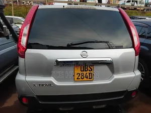 Nissan X-Trail 2010 Gray