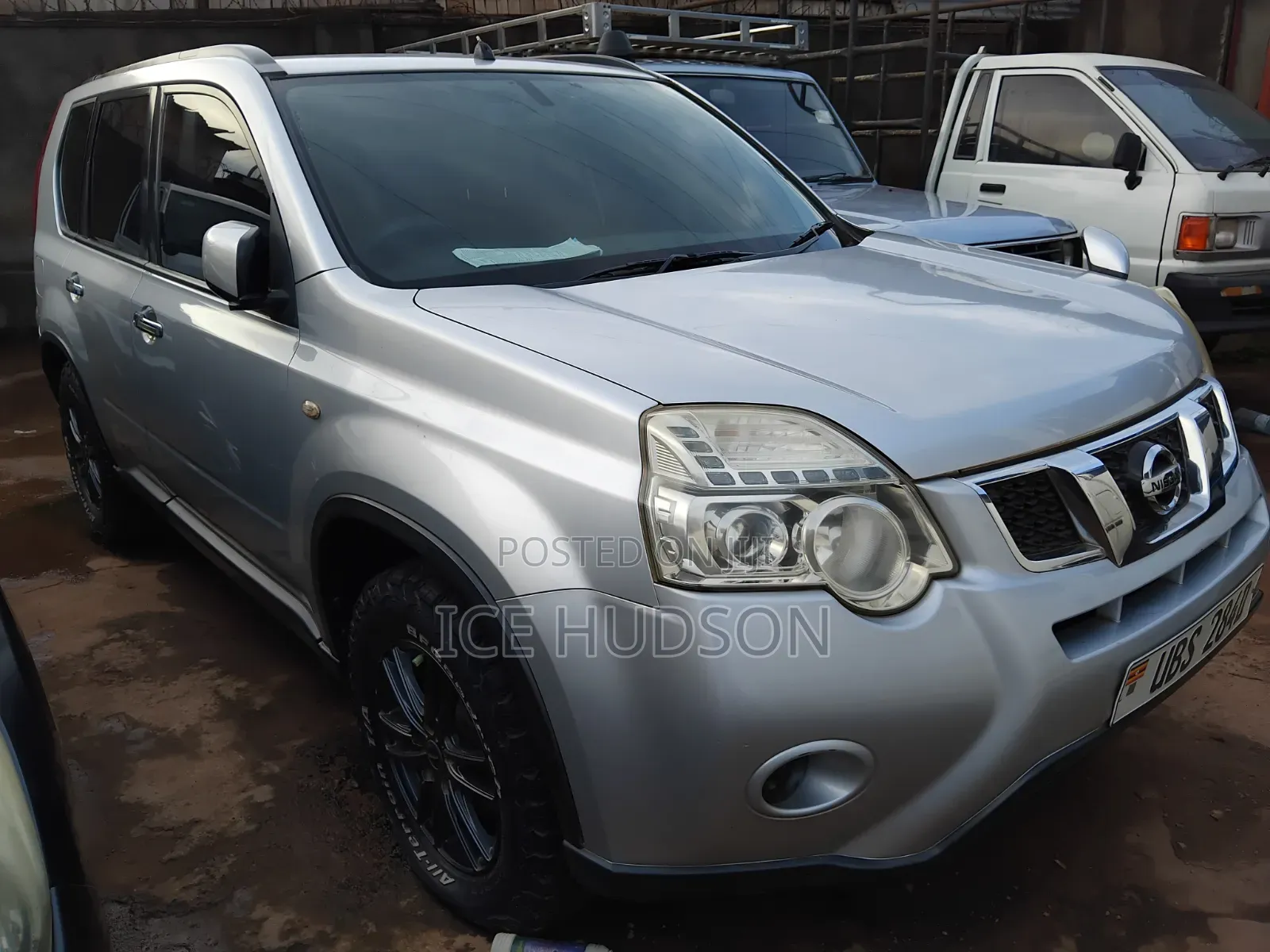 Nissan X-Trail 2010 Gray