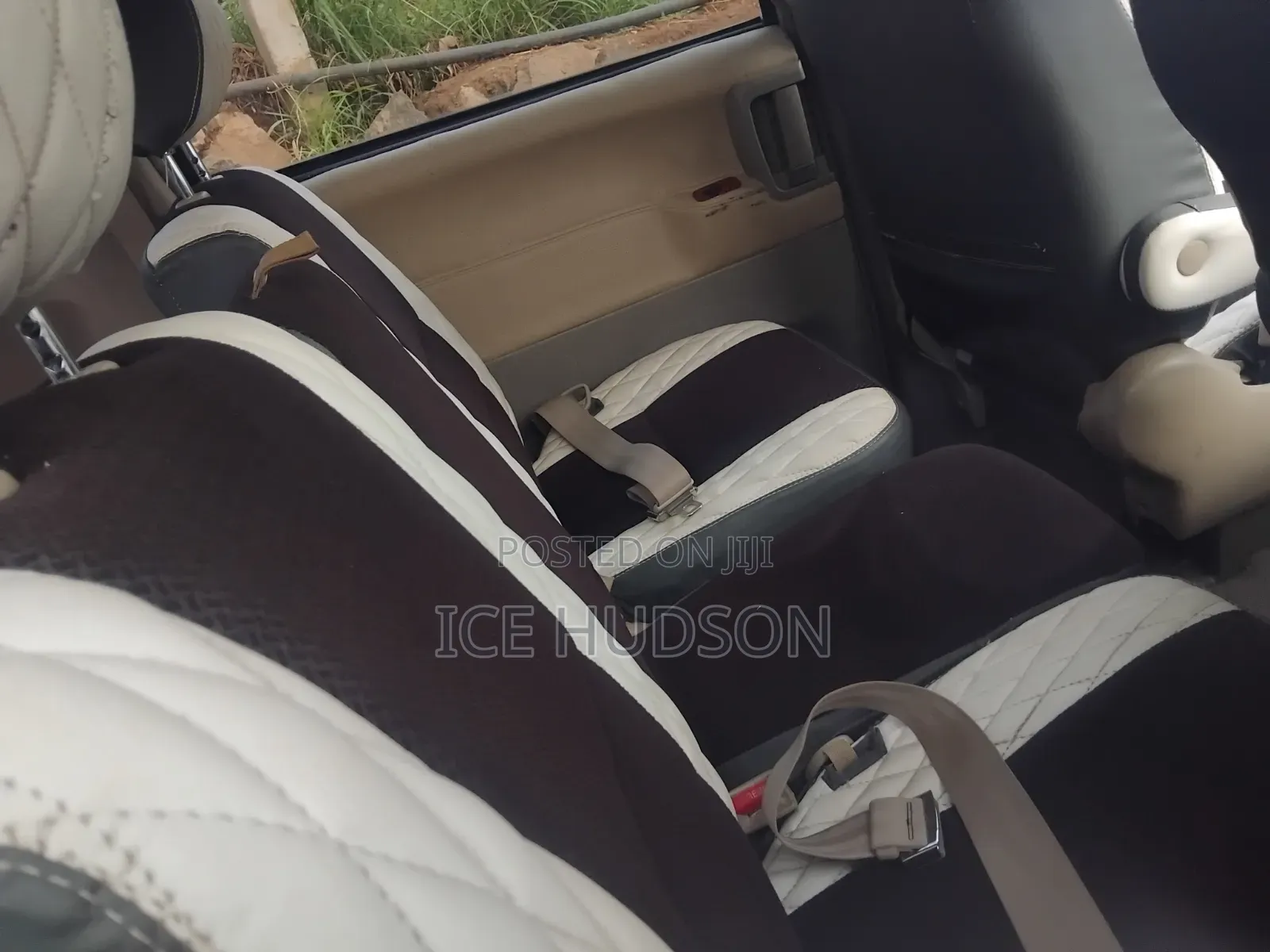 Toyota Noah 2006 Silver