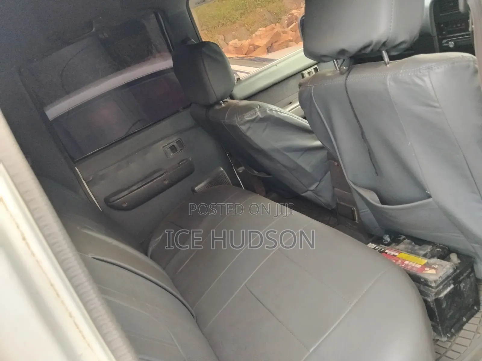 Toyota Hilux 1998 White