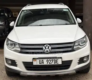 Volkswagen Tiguan R-Line 4dr SUV (2.0L 4cyl Turbo 6A) 2014 White