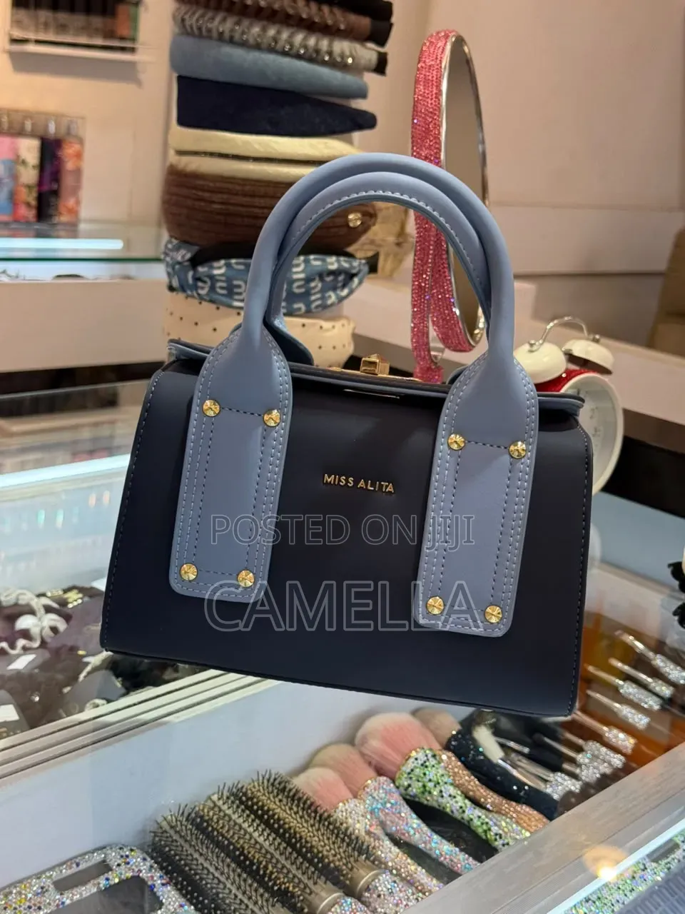 Elroi Bag Store