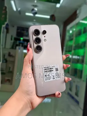 New Tecno Camon 50 Pro 256 GB Bronze