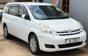 Toyota ISIS 1.8 G 2WD 2012 White