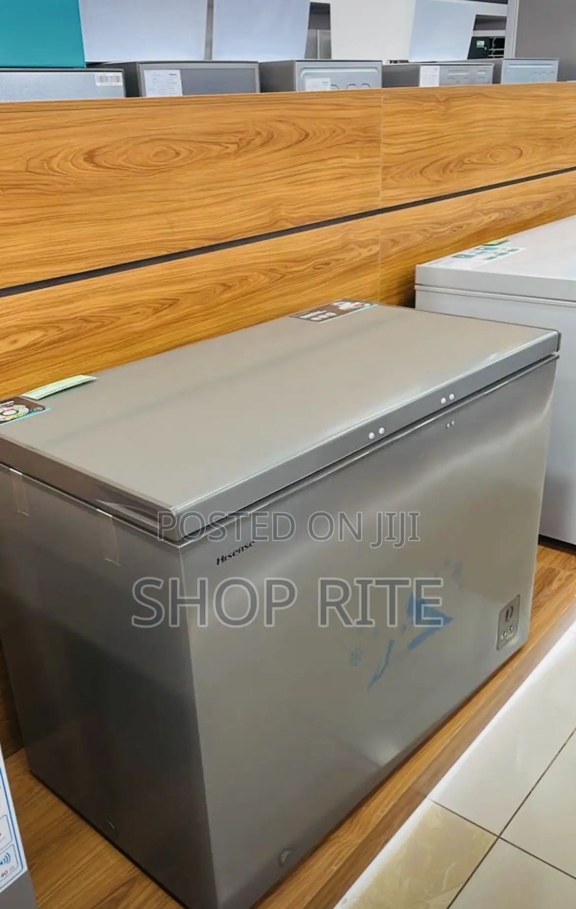 HISENSE 400 Liters Brand New Automatic Chest Freezer