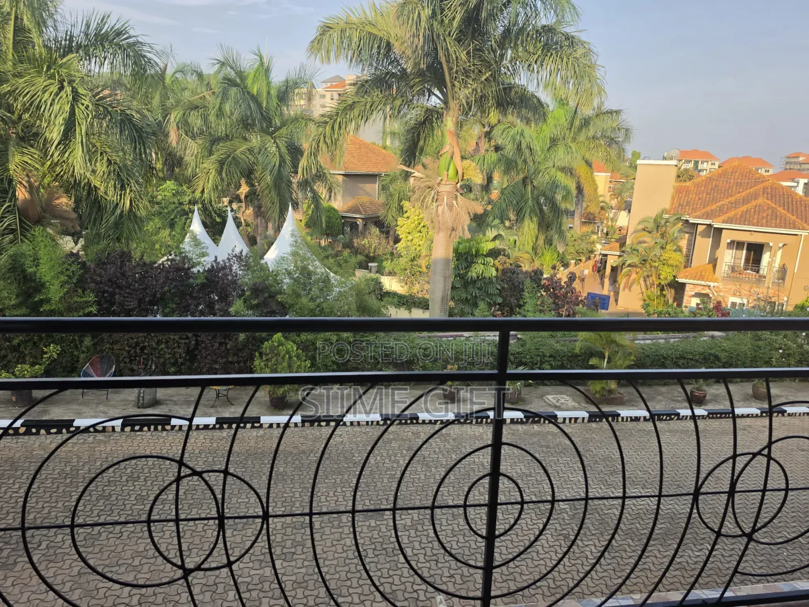 4bdrm Shared Apartment in Muyenga, Central Division for rent