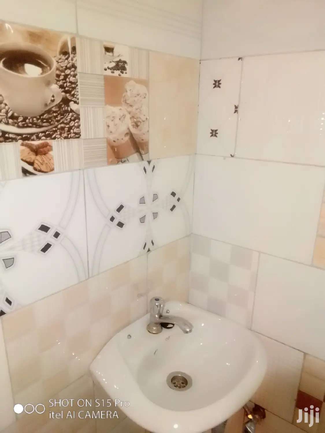 Single Self Contained Room for Rent in Seeta