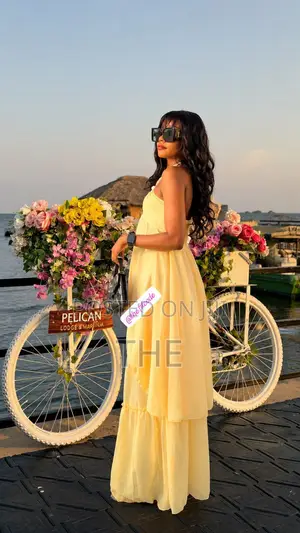 Luxury Ladies Halter-Neck Flowing Maxi Dress