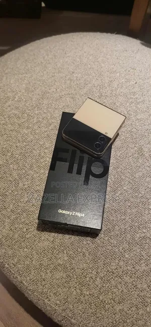 New Samsung Galaxy Z Flip4 512 GB Blue