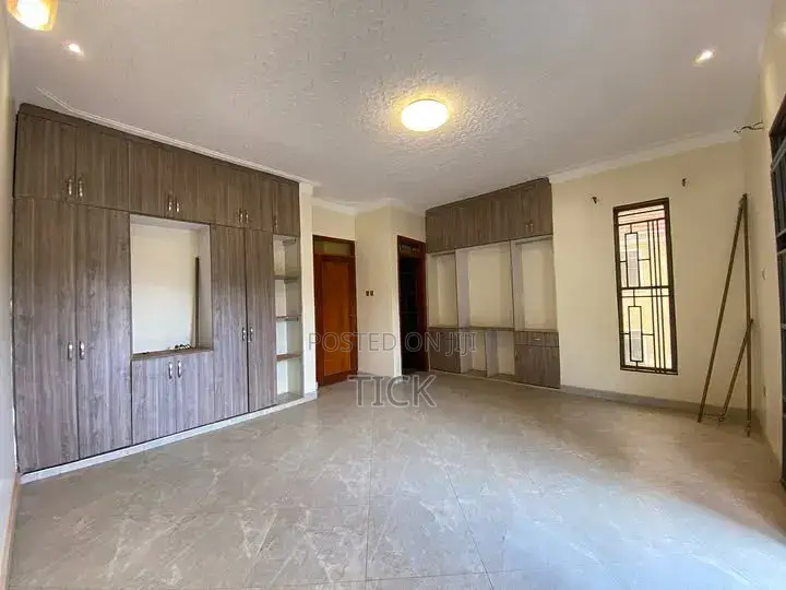 3bdrm Apartment in Naguru, Nakawa for rent