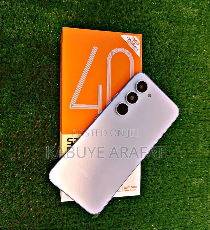 Tecno Spark 40 Pro 256 GB White