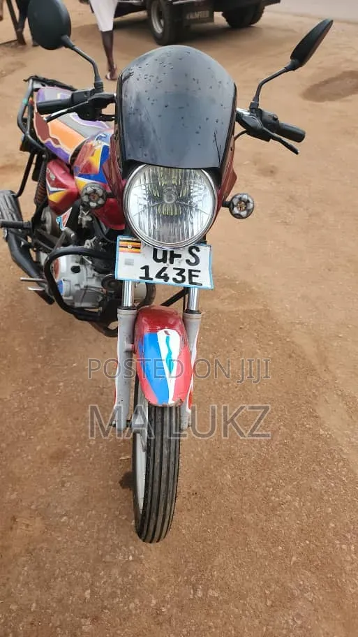 Bajaj CT 125X 2023 Red
